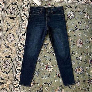 32 L long 32L NWT zero gravity skinny blue